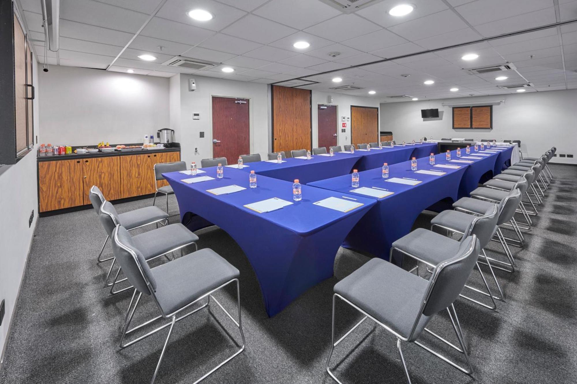 City Express Junior By Marriott Puebla Finsa Экстерьер фото
