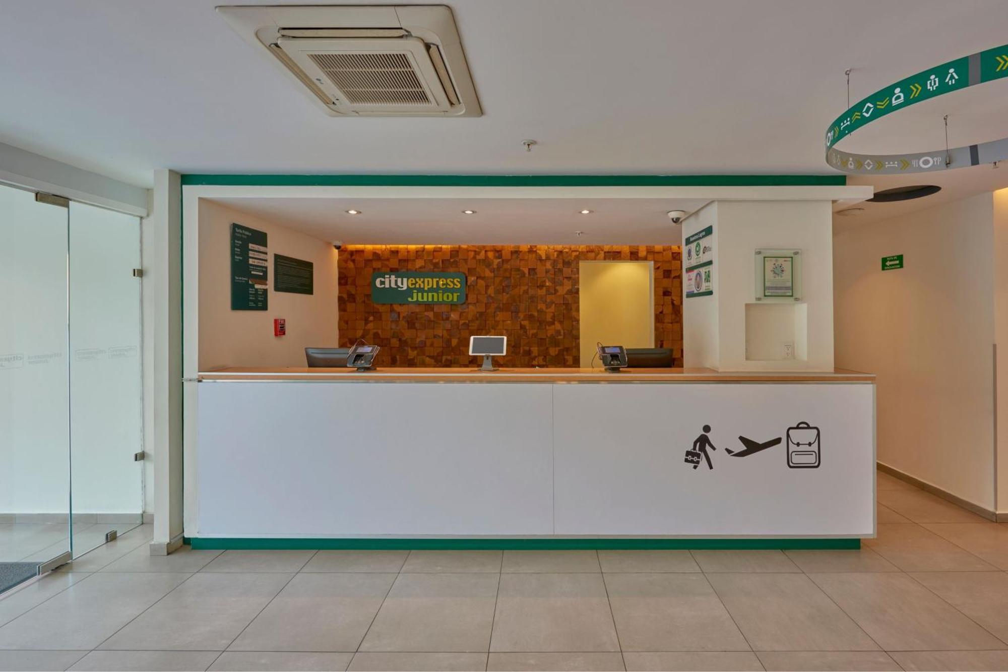 City Express Junior By Marriott Puebla Finsa Экстерьер фото